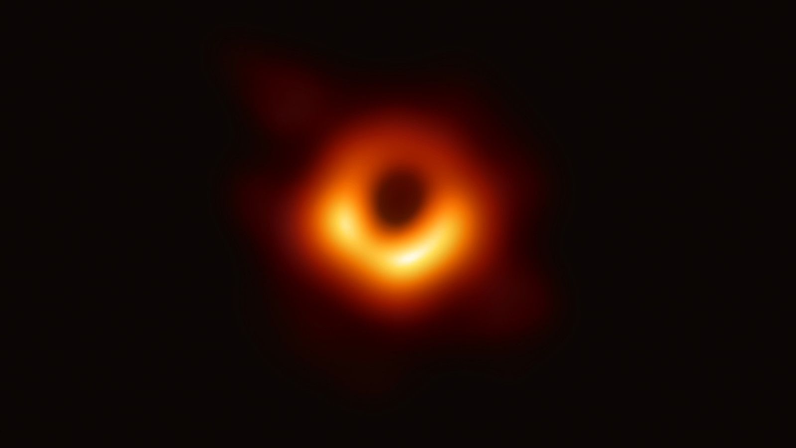 Katie Bouman y su algoritmo para fotografiar un agujero negro.